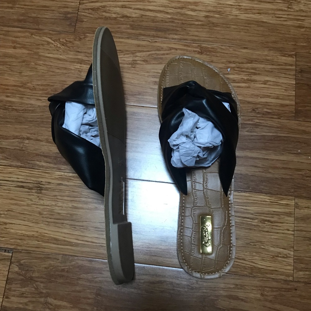 Black Sandals